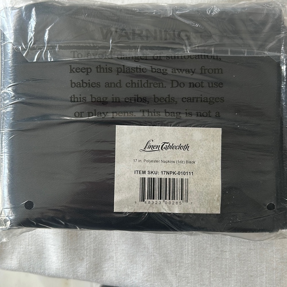 Linen Tablecloth brand 17” polyester napkins (1dz)